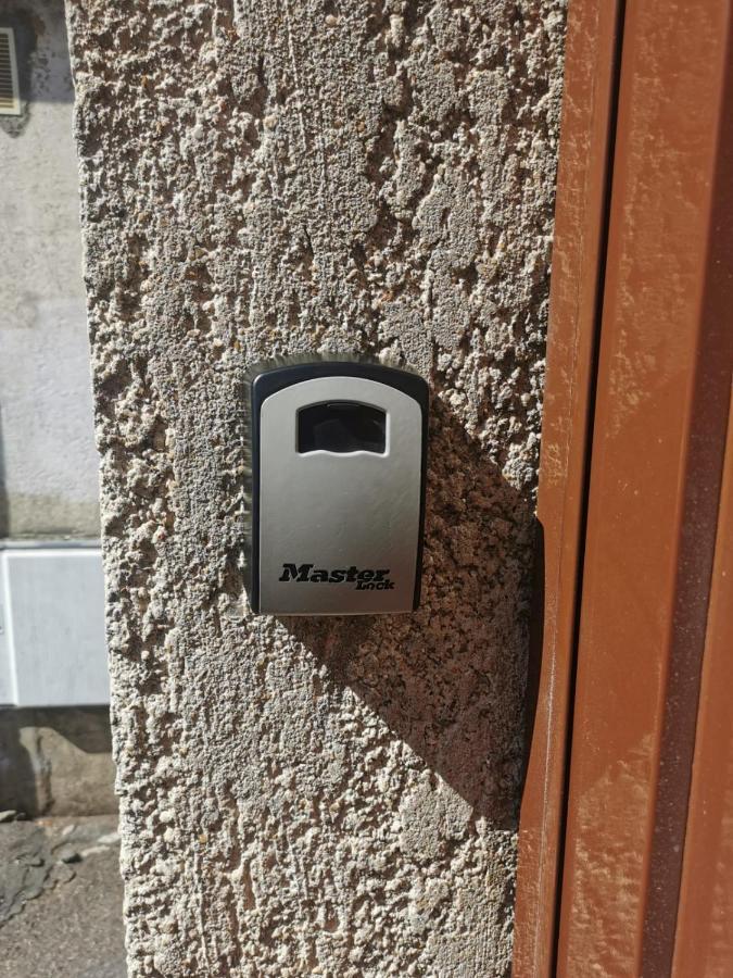 Appartement Pres De La Gare Rer C-Spacieux 4 Pieces Étampes Exterior foto